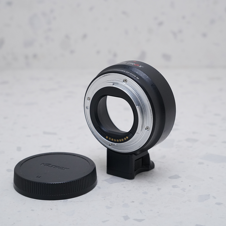 Adaptador Viltrox EF-EOS M - USADO 3