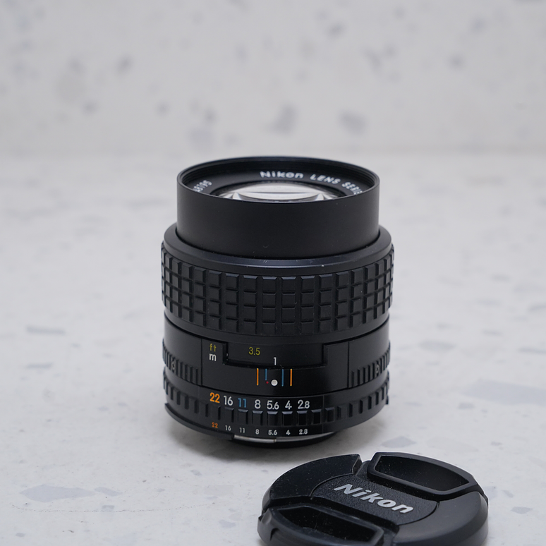 Nikon 100mm f/2.8 Series E 3