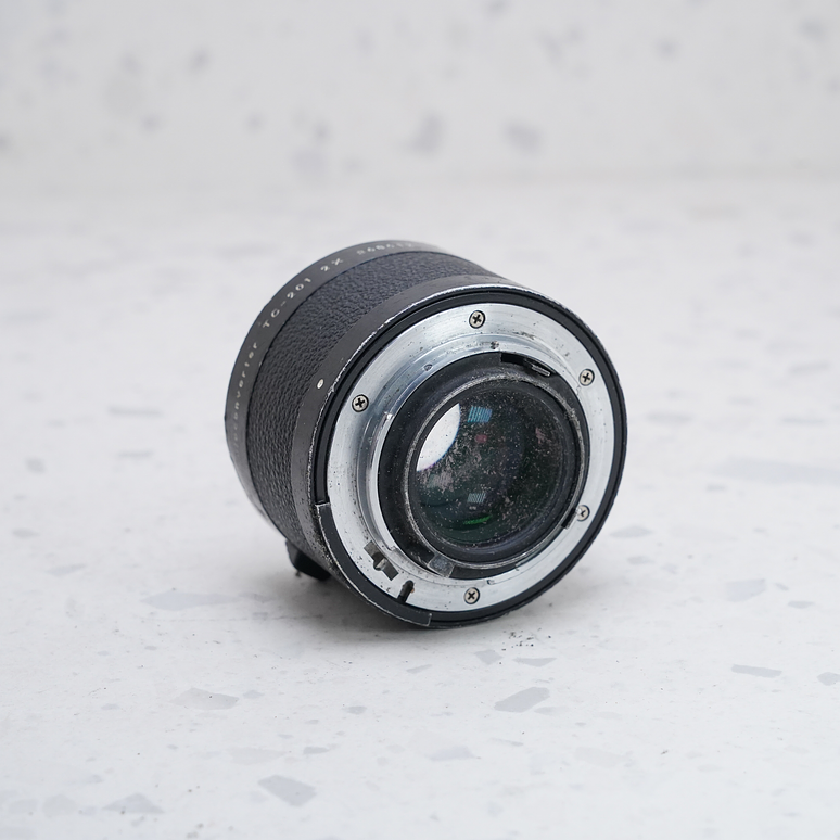 Nikon TC-201 2x Teleconvertidor de enfoque manual - USADO 2