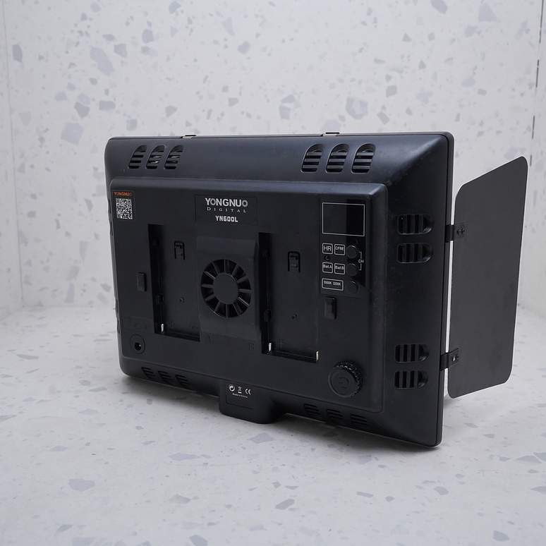 LED bicolor Yongnuo YN600L - USADO 2