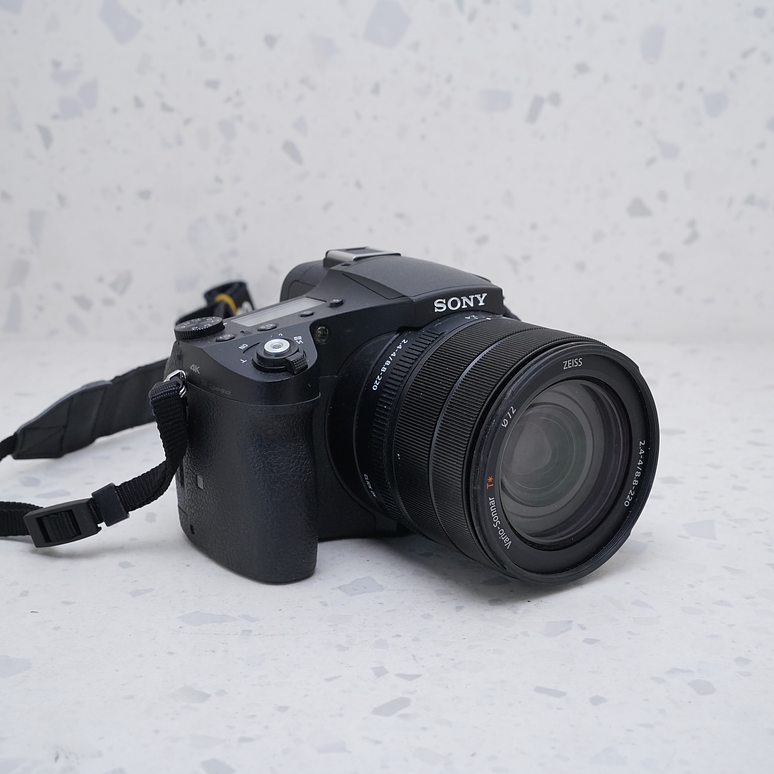 Sony RX10 IV - USADO 3