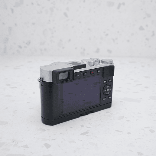 Leica D-Lux 7 - USADO 4