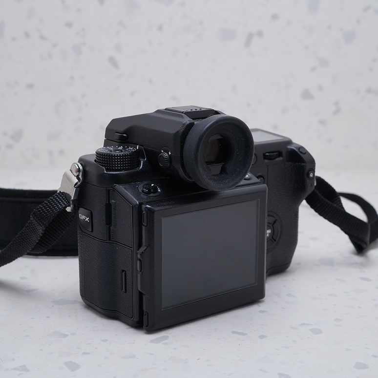 FUJIFILM GFX 50S (BODY) - USADO 6