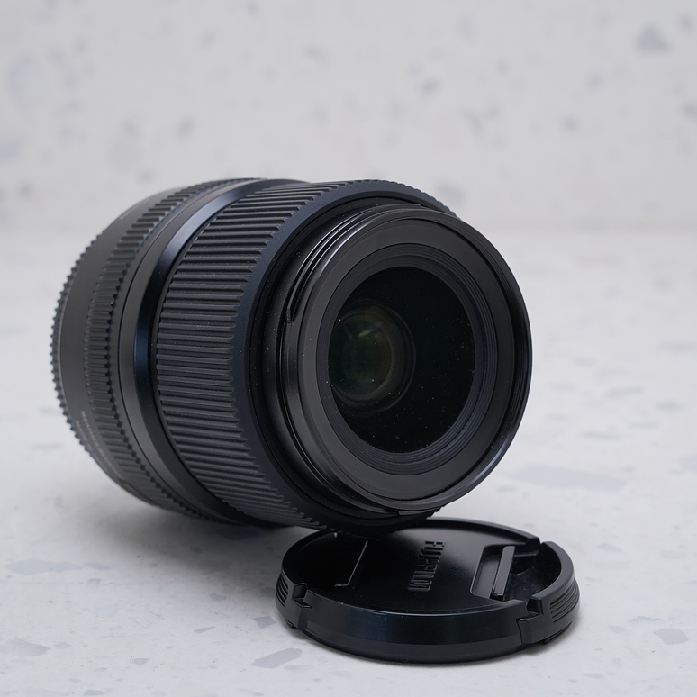 FUJIFILM GF 45mm f/2.8 R WR - USADO 4