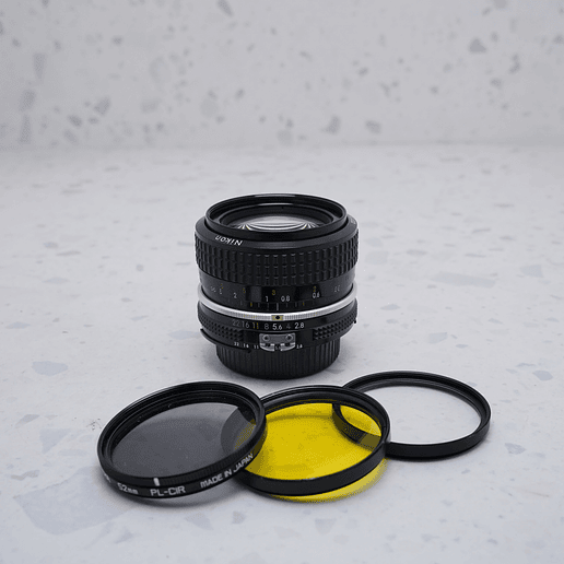 Nikon AI-S NIKKOR 28mm f/2.8 - USADO 2