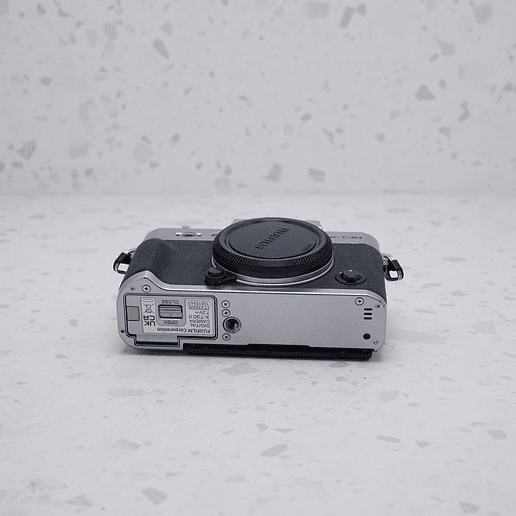 FUJIFILM X-T30 II (Body) - USADO 8