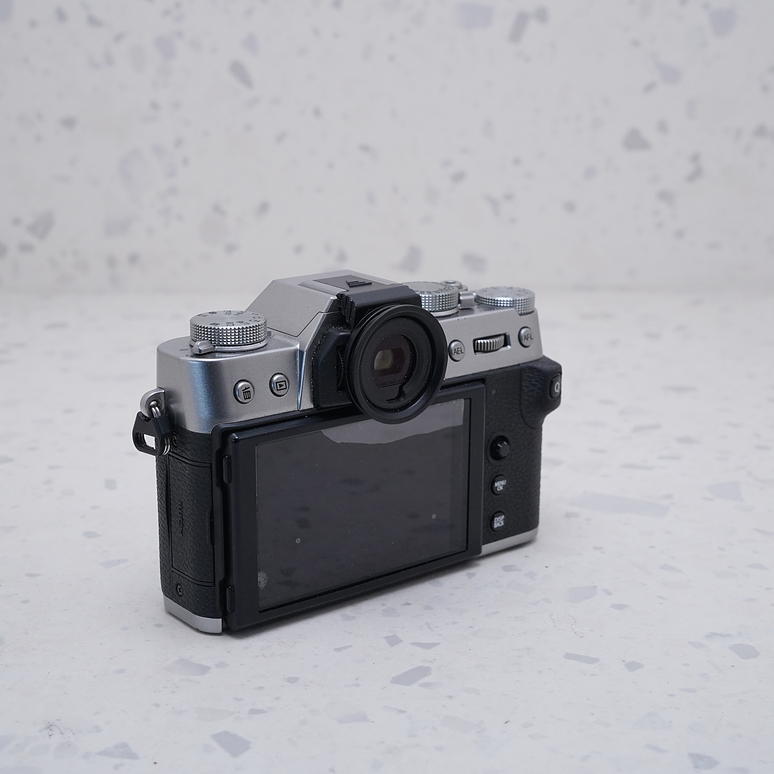 FUJIFILM X-T30 II (Body) - USADO 5