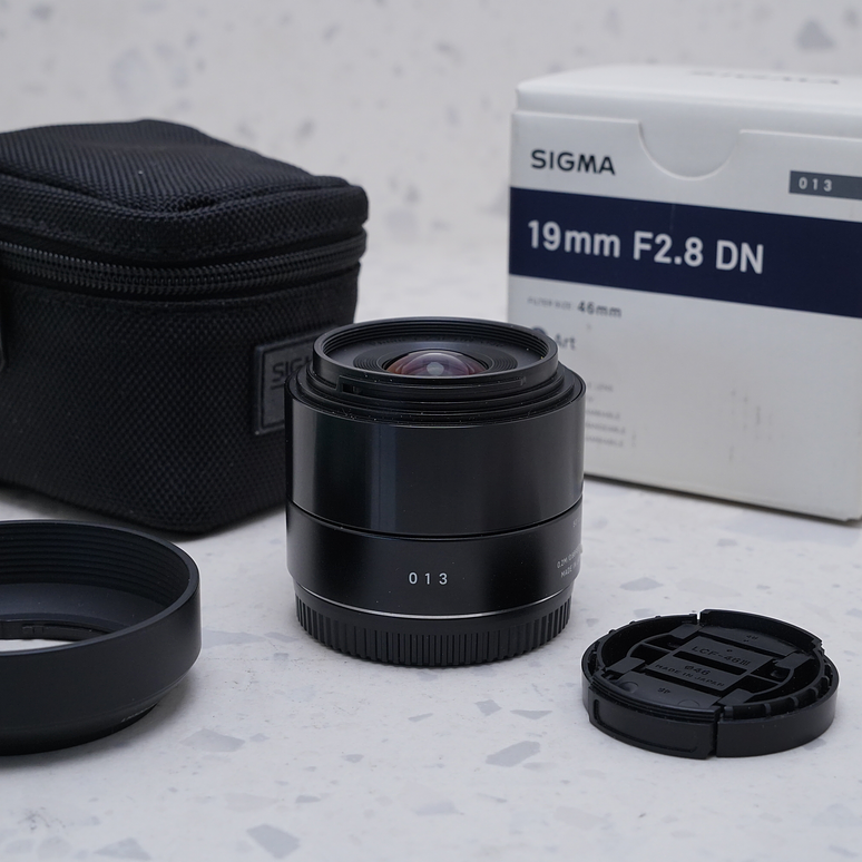 Sigma 19mm f/2.8 DN Art para Sony E - USADO 4