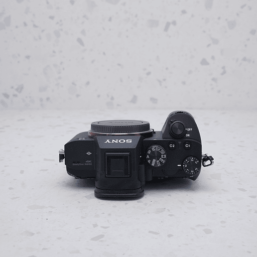 Sony a7III - USADO 4