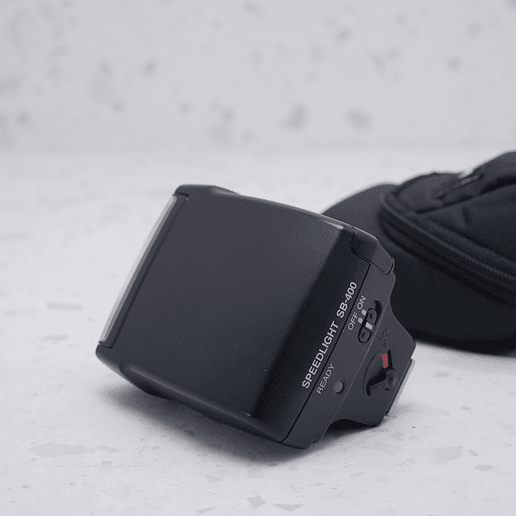 Nikon SB-400- USADO 2