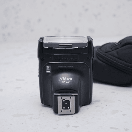 Nikon SB-400- USADO 4
