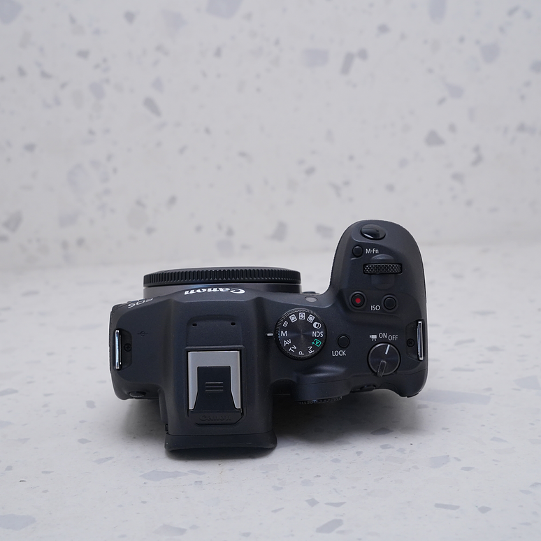 Canon EOS R7 - USADO 8