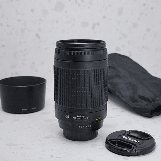 Nikon AF Zoom-NIKKOR 70-300mm f/4-5.6G - USADO 2