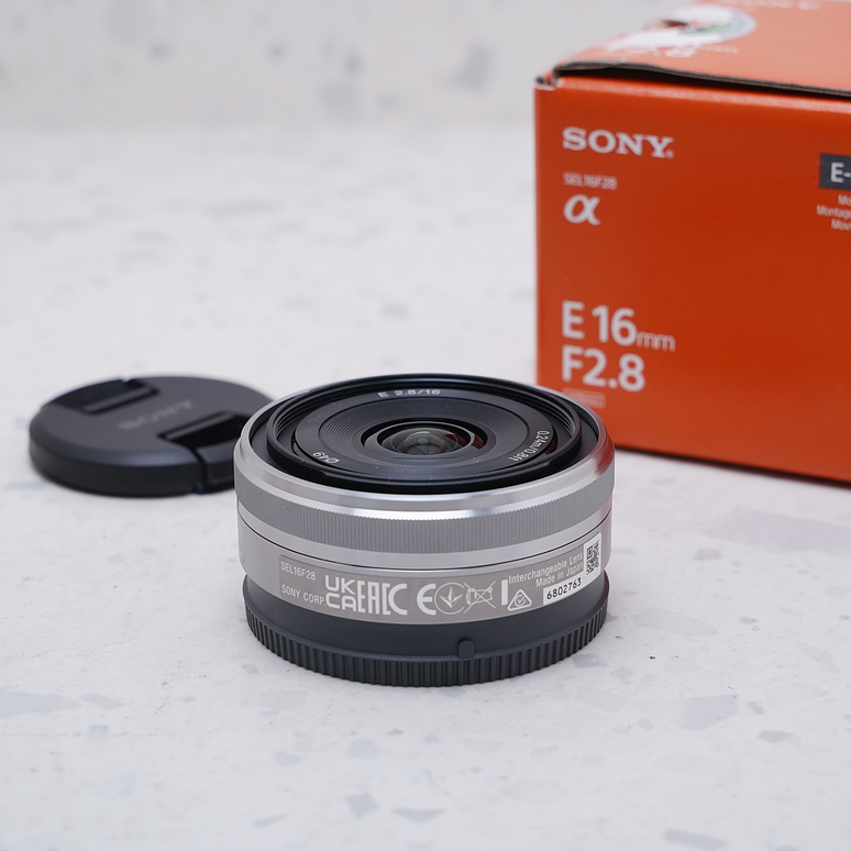 Sony E 16mm f/2.8 - USADO 3