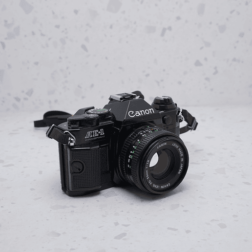 Canon AE-1 Program +  FD 80-200mm - USADO 3