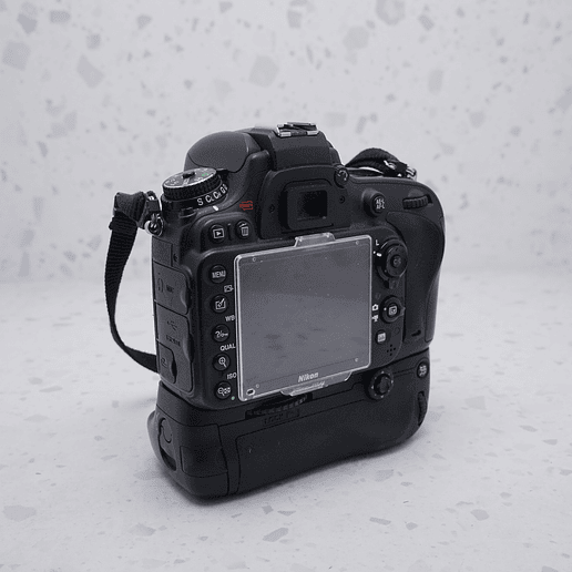 Nikon D610 (Body) - USADO  3