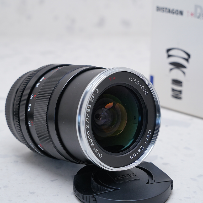 ZEISS Distagon T* 25mm f/2.8 ZF.2 para Nikon F - USADO 3