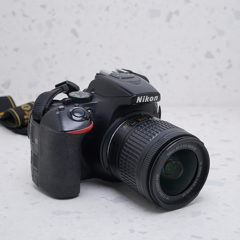 Nikon D5600 + 18-55mm - USADO 4