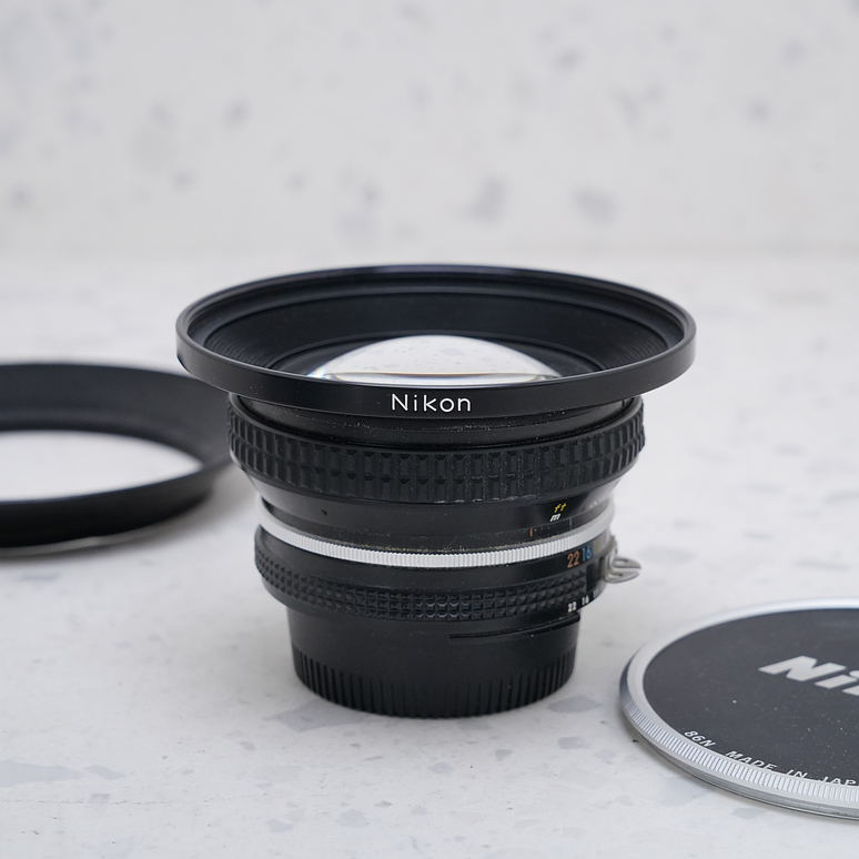 Nikon AI NIKKOR 18mm f/4 - USADO 2