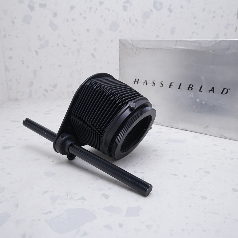 Hasselblad 40525 – Parasol de fuelle automático para lentes del Sistema V - USADO 2