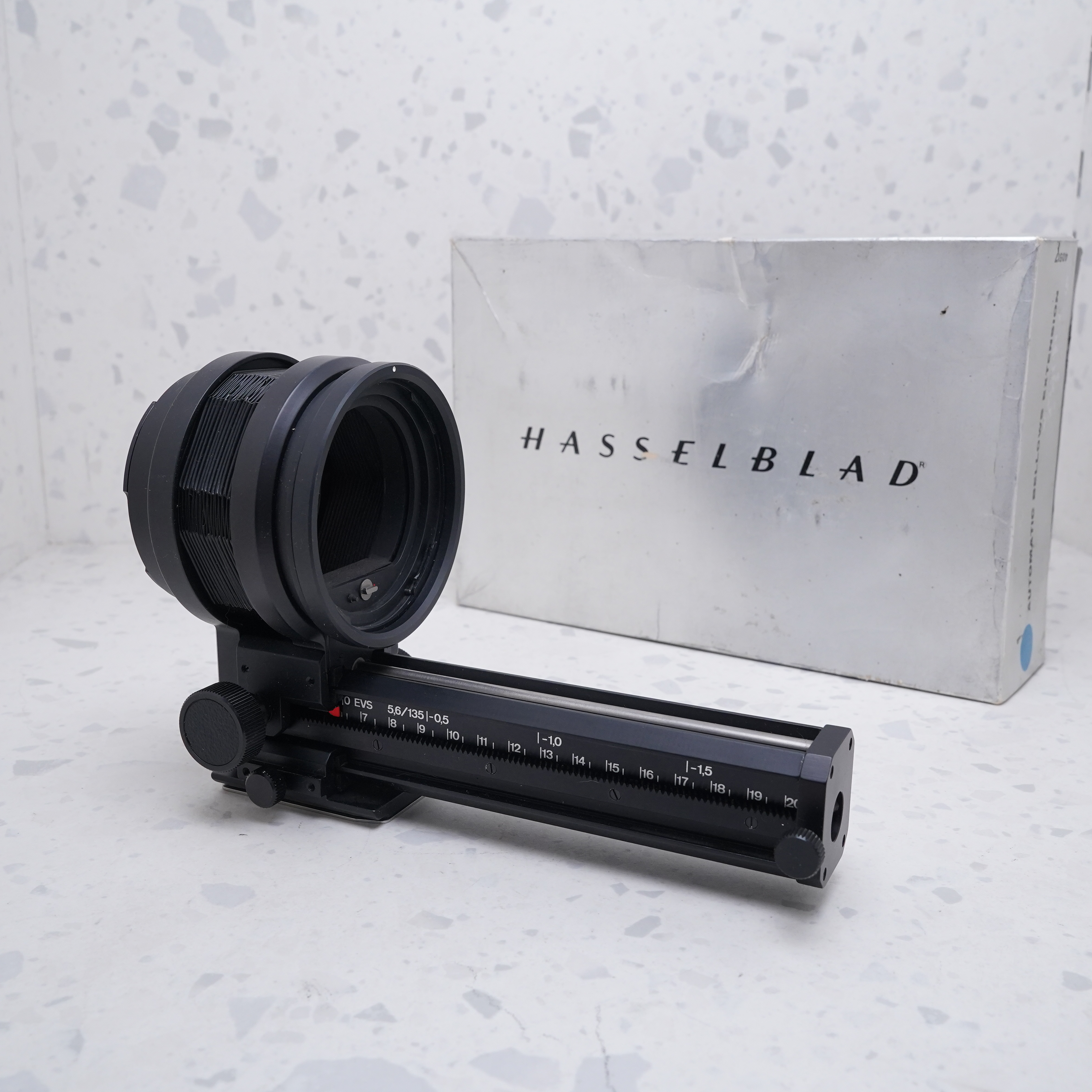 Hasselblad 40517 – Fuelle de extensión automática para Sistema V - USADO