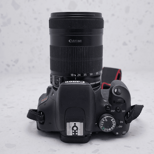 Canon EOS Rebel T3i + 135mm - USADO 2