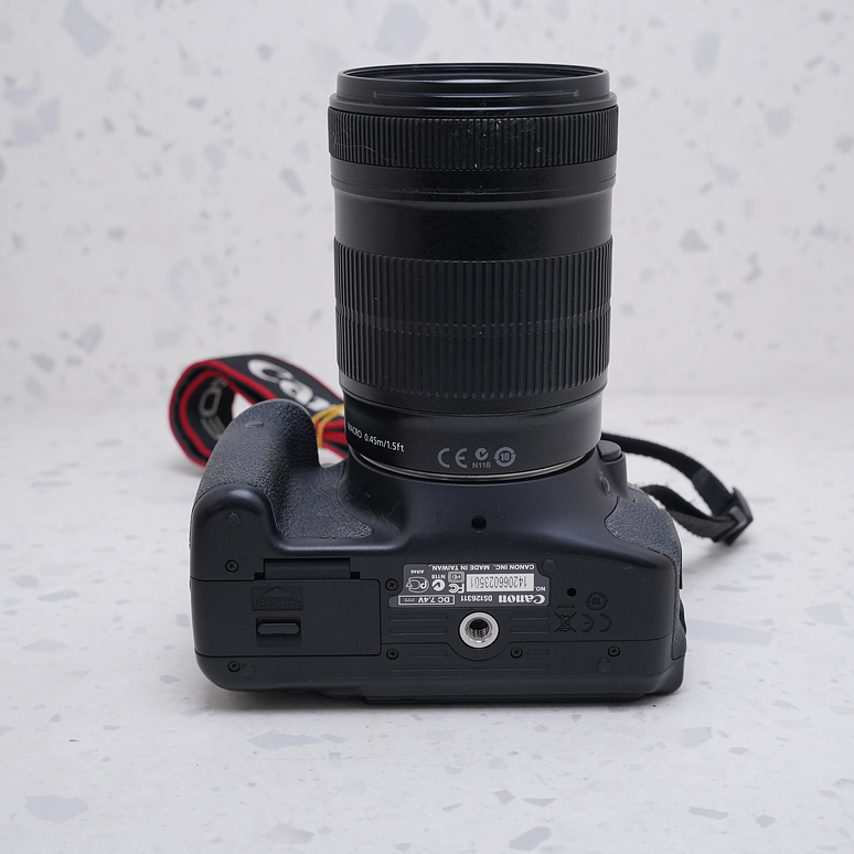 Canon EOS Rebel T3i + 135mm - USADO 4