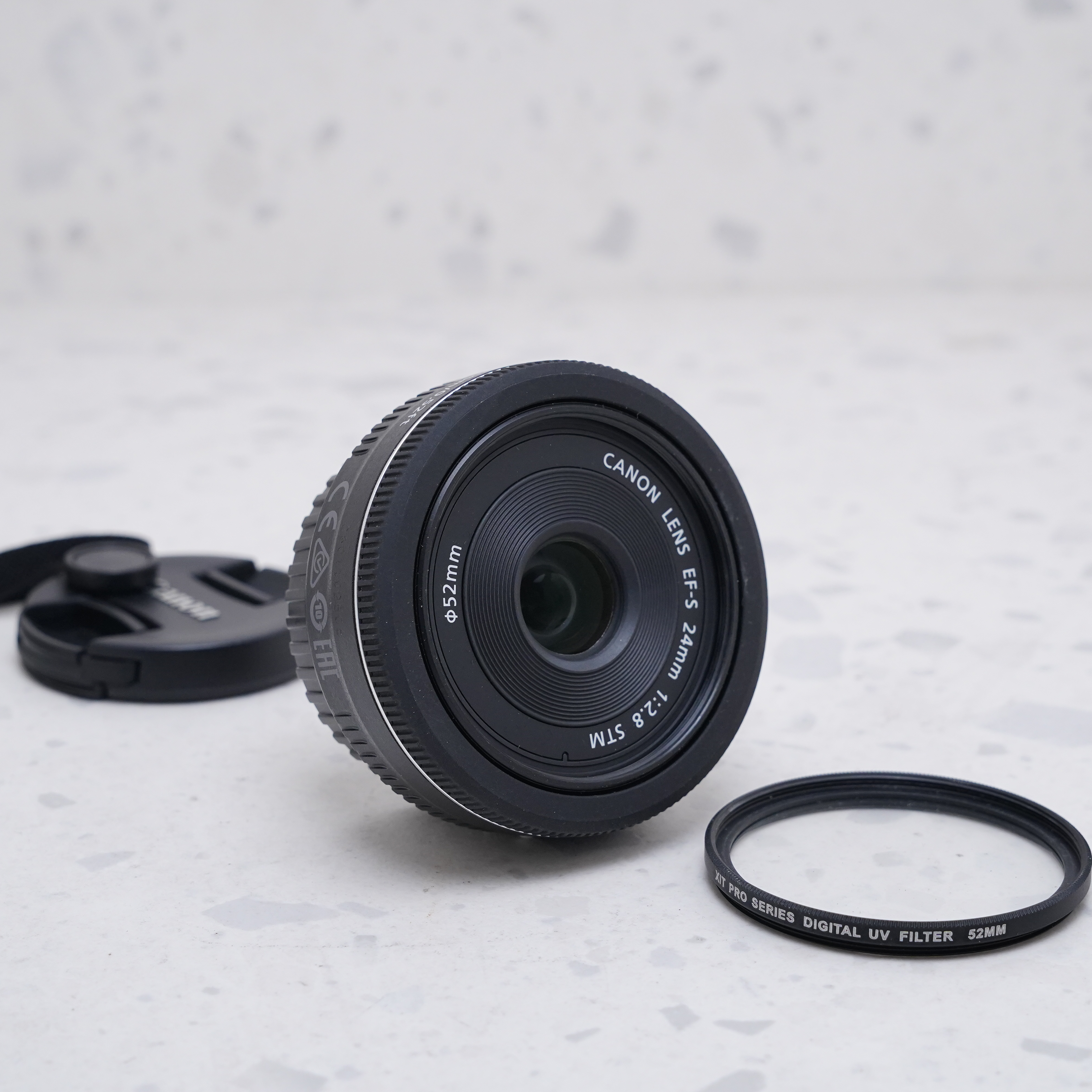 Canon EF-S 24mm f/2.8 STM - USADO