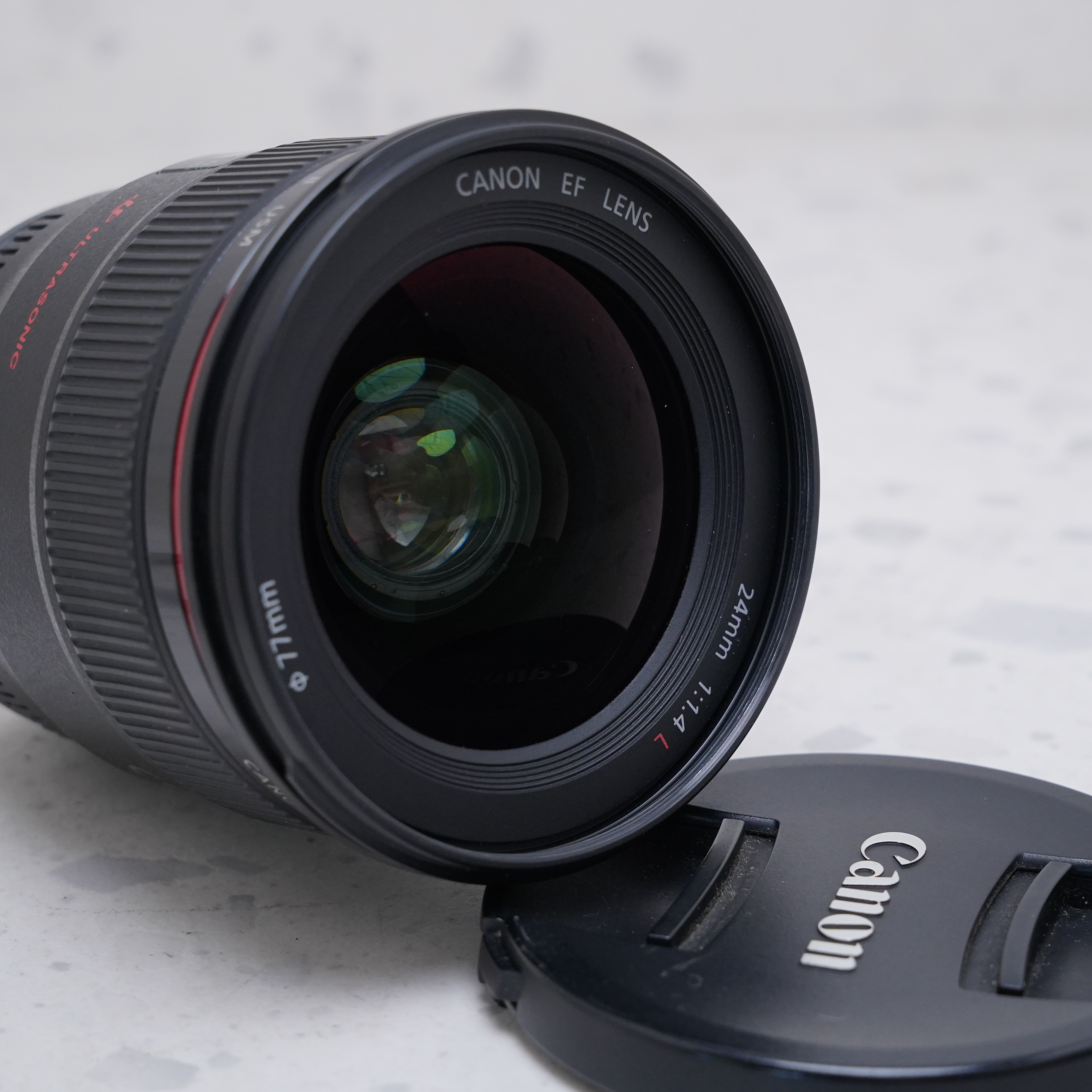 Canon EF 24mm f/1.4L II USM - USADO