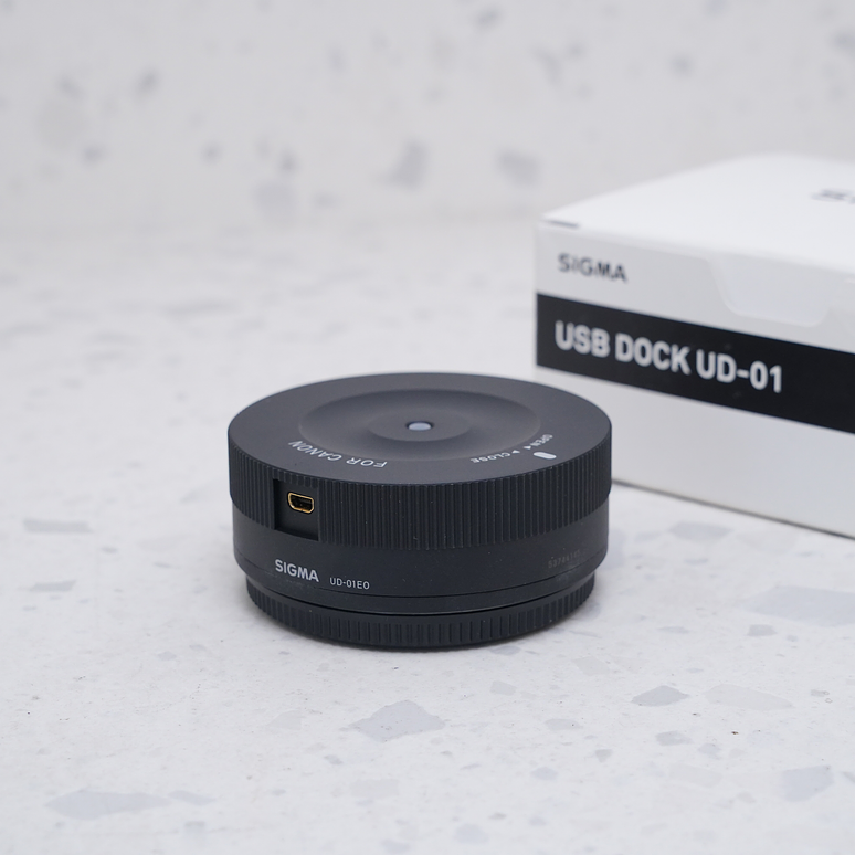 Base USB Sigma para lentes Canon con montura EF - USADO 2