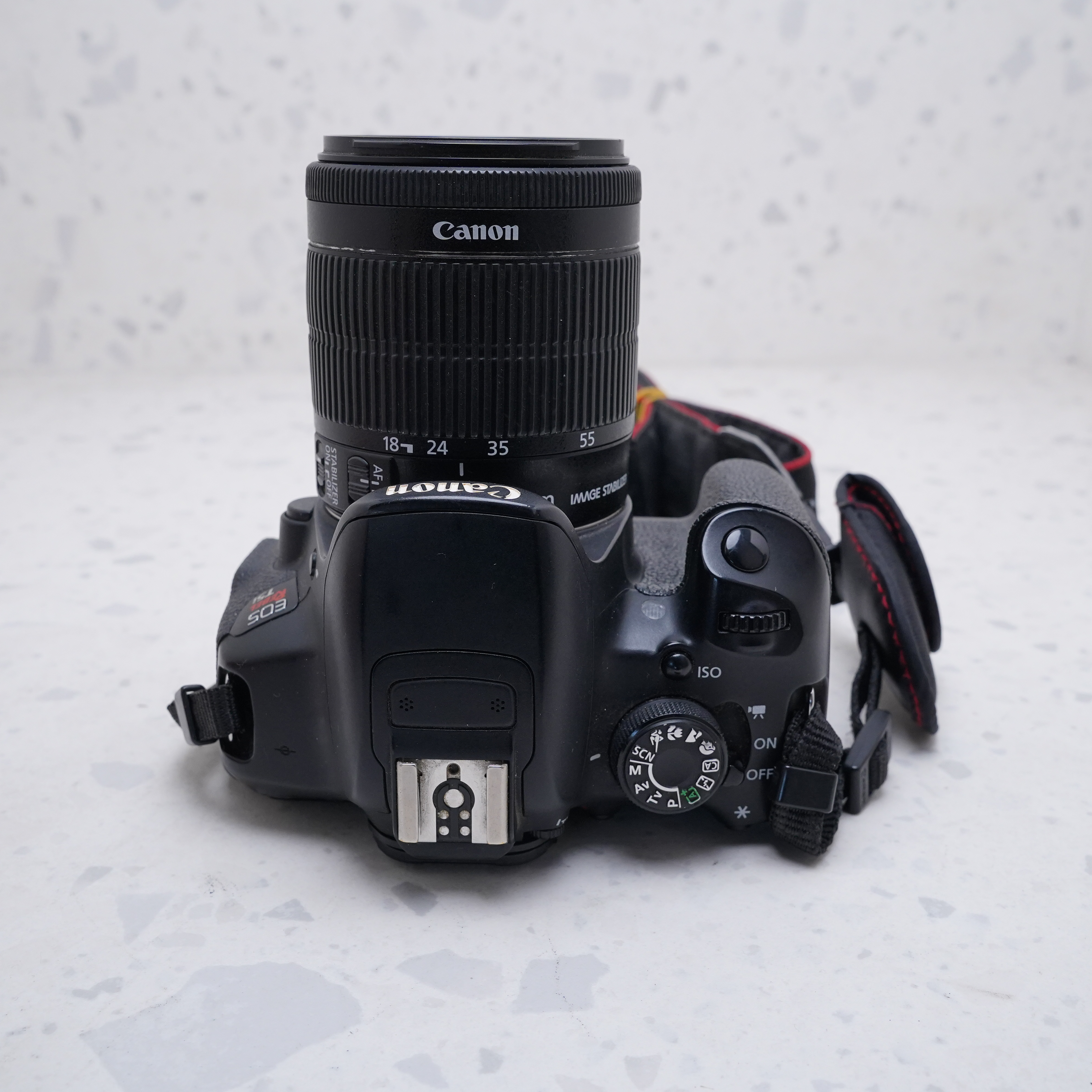 Canon EOS Rebel T5i + 18-135mm - USADO