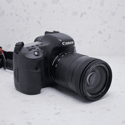 Canon EOS 7D + 18-135mm - USADO 4