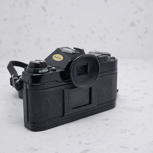 Canon AE-1 + Lente 50mm f/1.4 - USADO 4