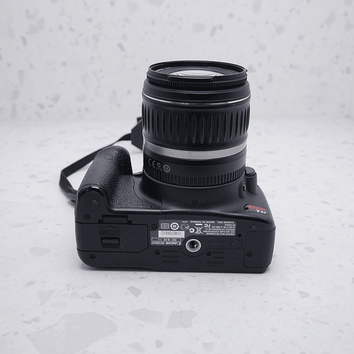  Canon EOS Rebel T1i +18-55mm f/3.5-5.6 IS - USADO 2