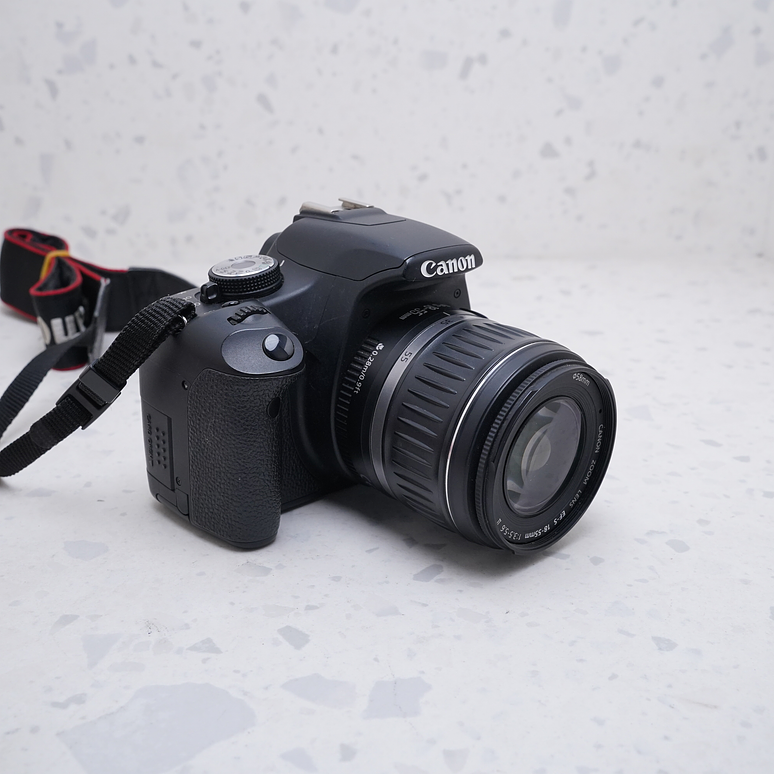  Canon EOS Rebel T1i +18-55mm f/3.5-5.6 IS - USADO 3