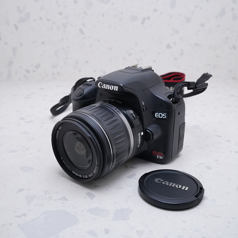  Canon EOS Rebel T1i +18-55mm f/3.5-5.6 IS - USADO 6