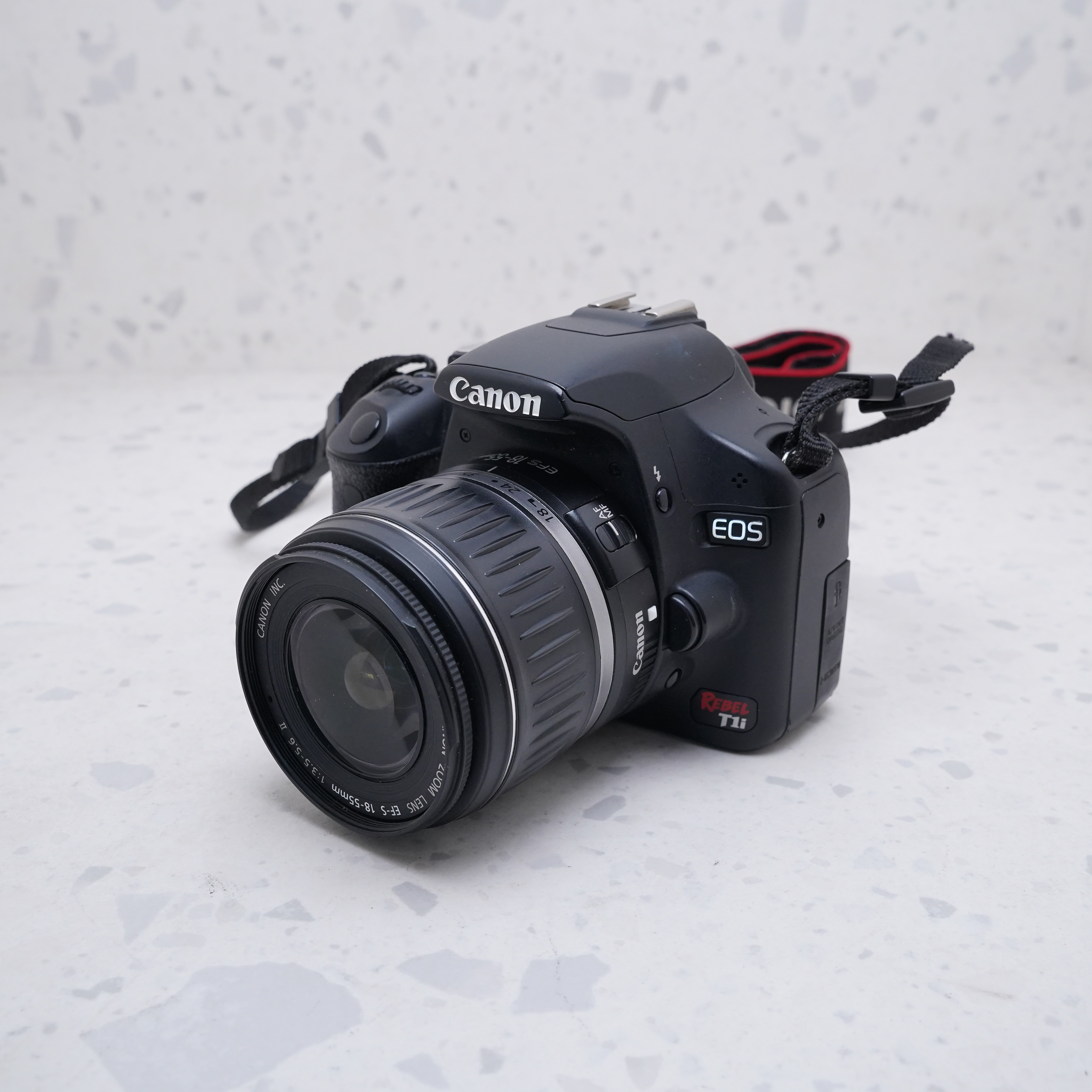  Canon EOS Rebel T1i +18-55mm f/3.5-5.6 IS - USADO