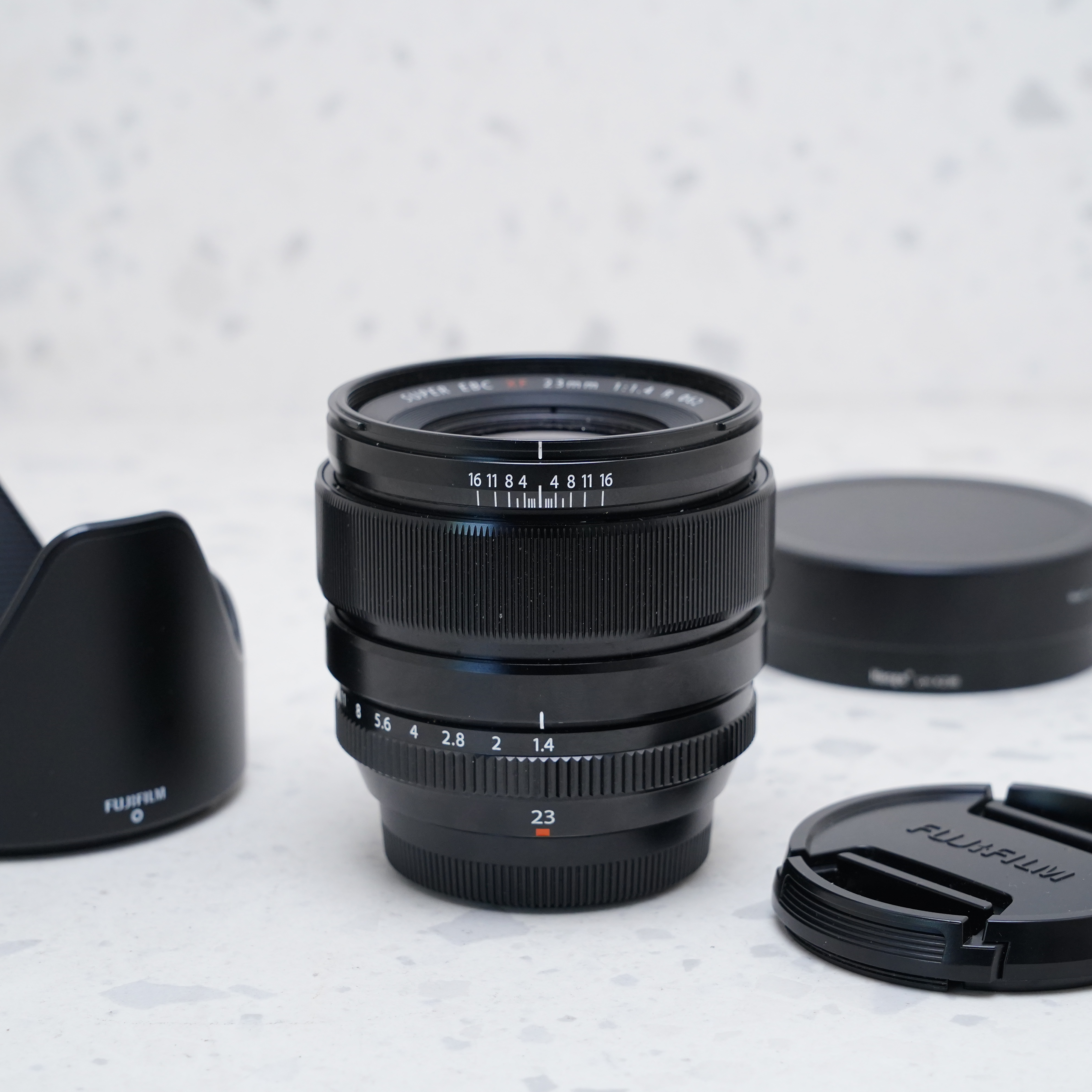 FUJIFILM XF 23mm f/1.4 R - USADO