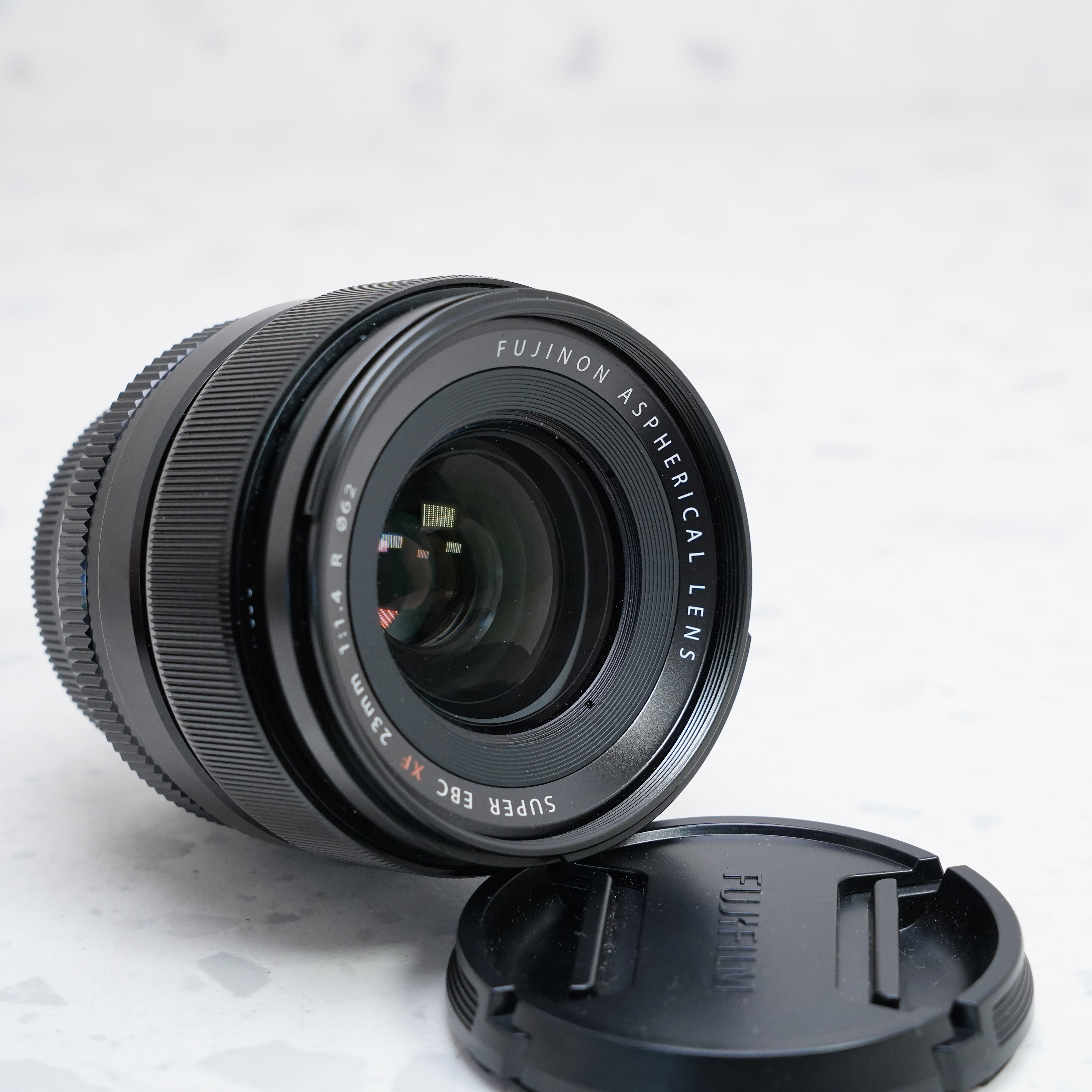 FUJIFILM XF 23mm f/1.4 R - USADO