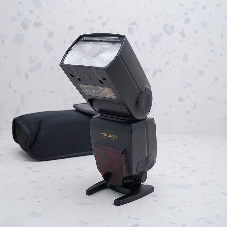 Flash Yongnuo YN685 - USADO 2