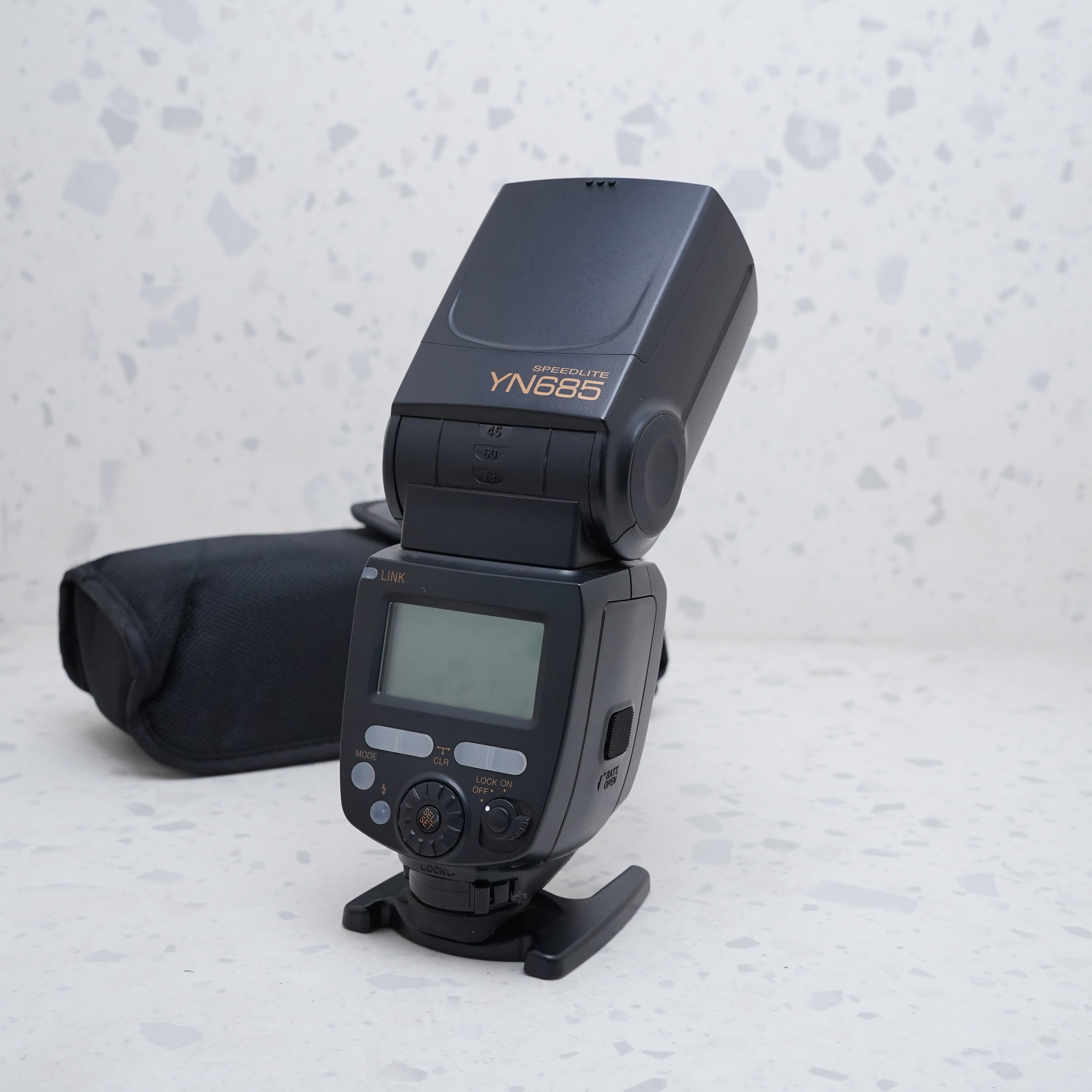 Flash Yongnuo YN685 - USADO