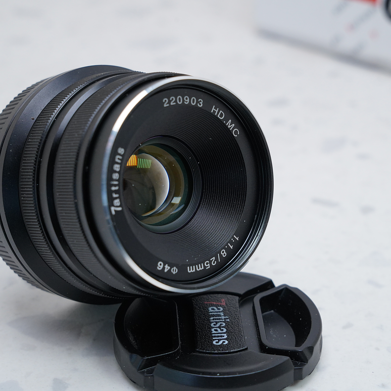 7Artisans 25mm f/1.8 para Sony E - USADO 5