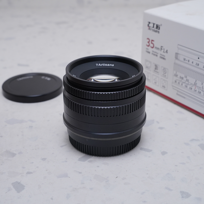 Lente ZEISS Loxia 35mm f/2 para Sony E - USADO 4