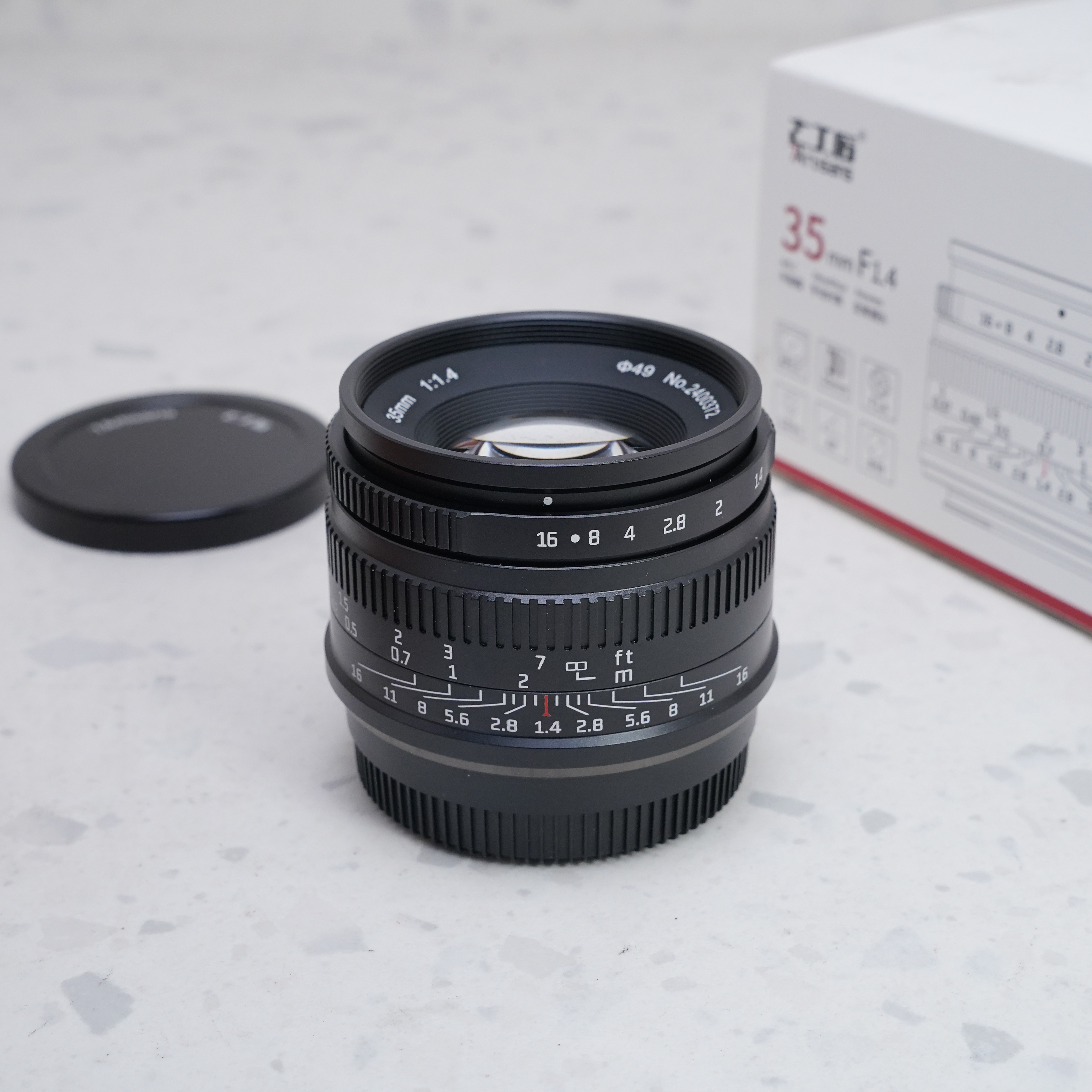 Lente ZEISS Loxia 35mm f/2 para Sony E - USADO