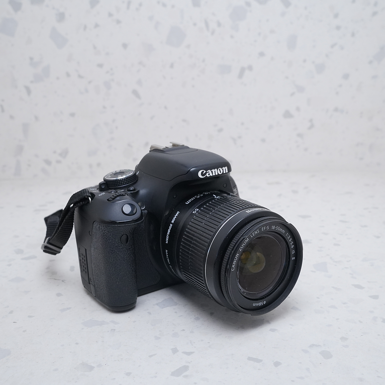 Canon t3i + 18-55mm - USADO 3