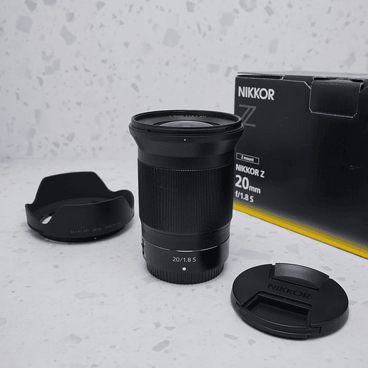 Nikon NIKKOR Z 20mm f/1.8 S - USADO 3