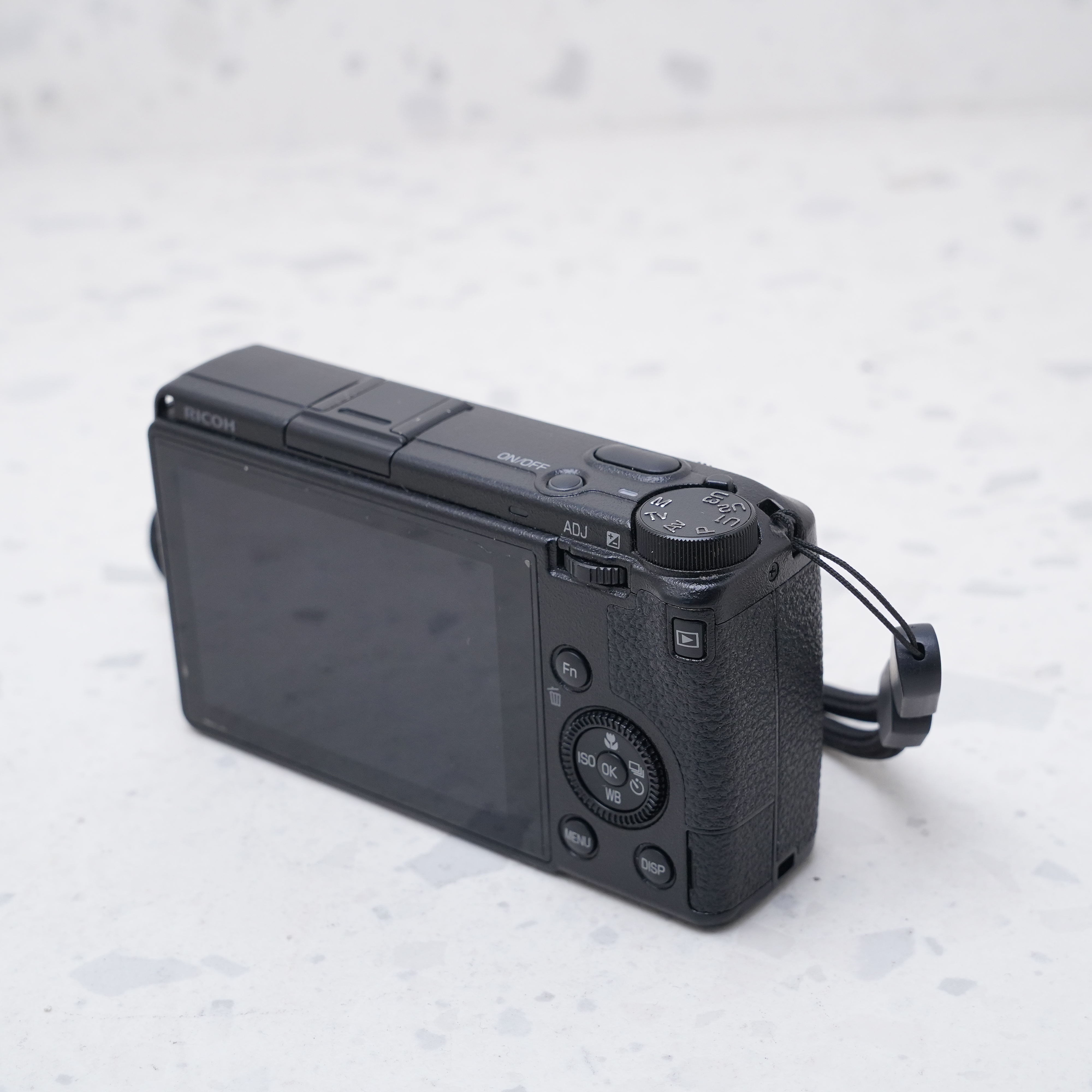 Ricoh GR III - USADO