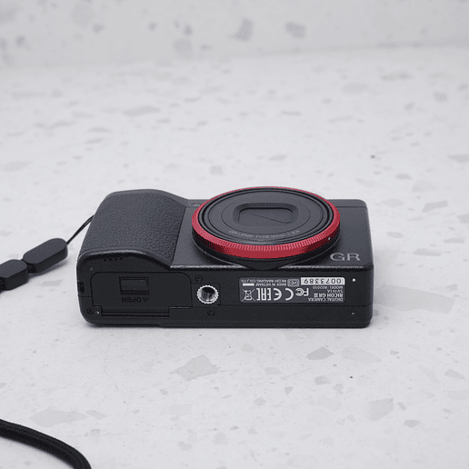 Ricoh GR III - USADO 7