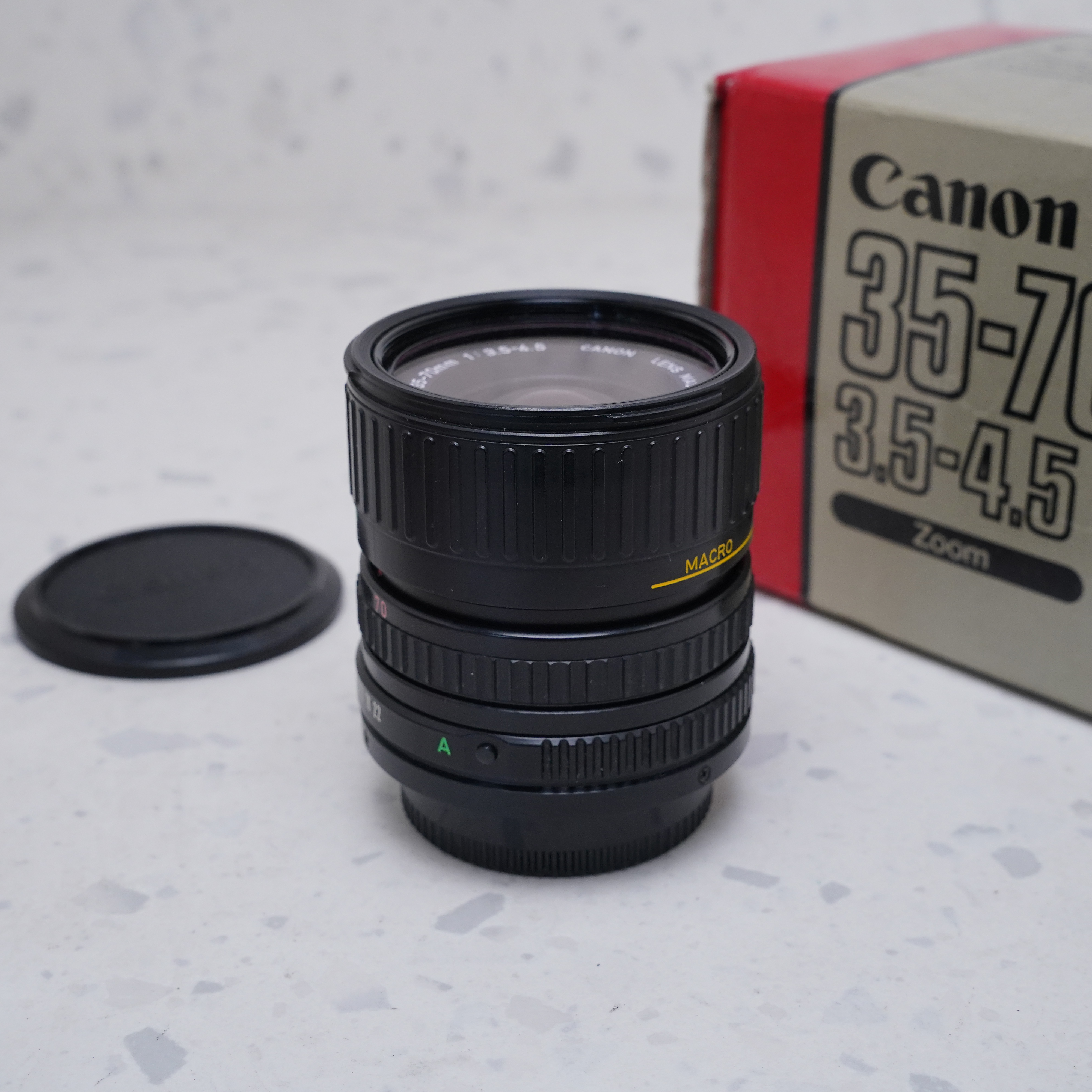 Canon FD 35-70mm f/3.5-4.5 - USADO