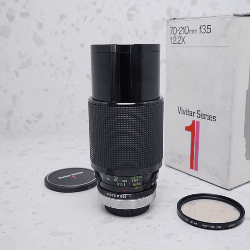 Vivitar 70-210mm f/3.5 1:2.2X Macro (Canon FD) - USADO 1